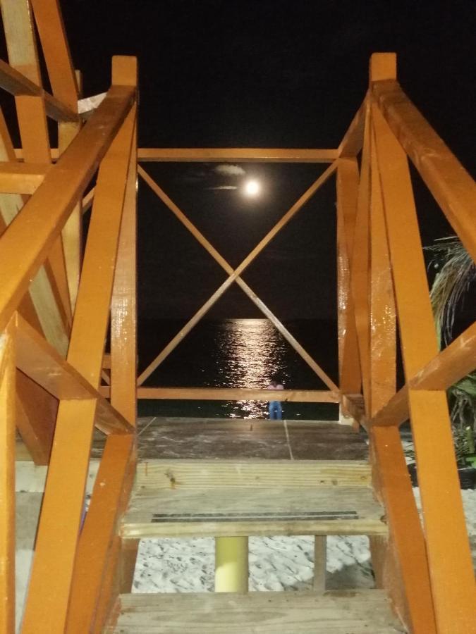 Miss Bassy'S Lodging Hotel San Andrés Exterior foto